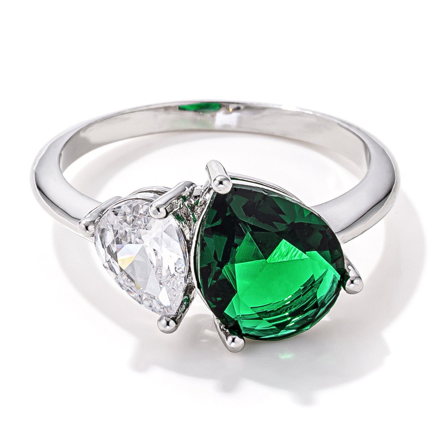 2.75ct Clear & Emerald Green Cubic Zirconia Toi et Moi Ring